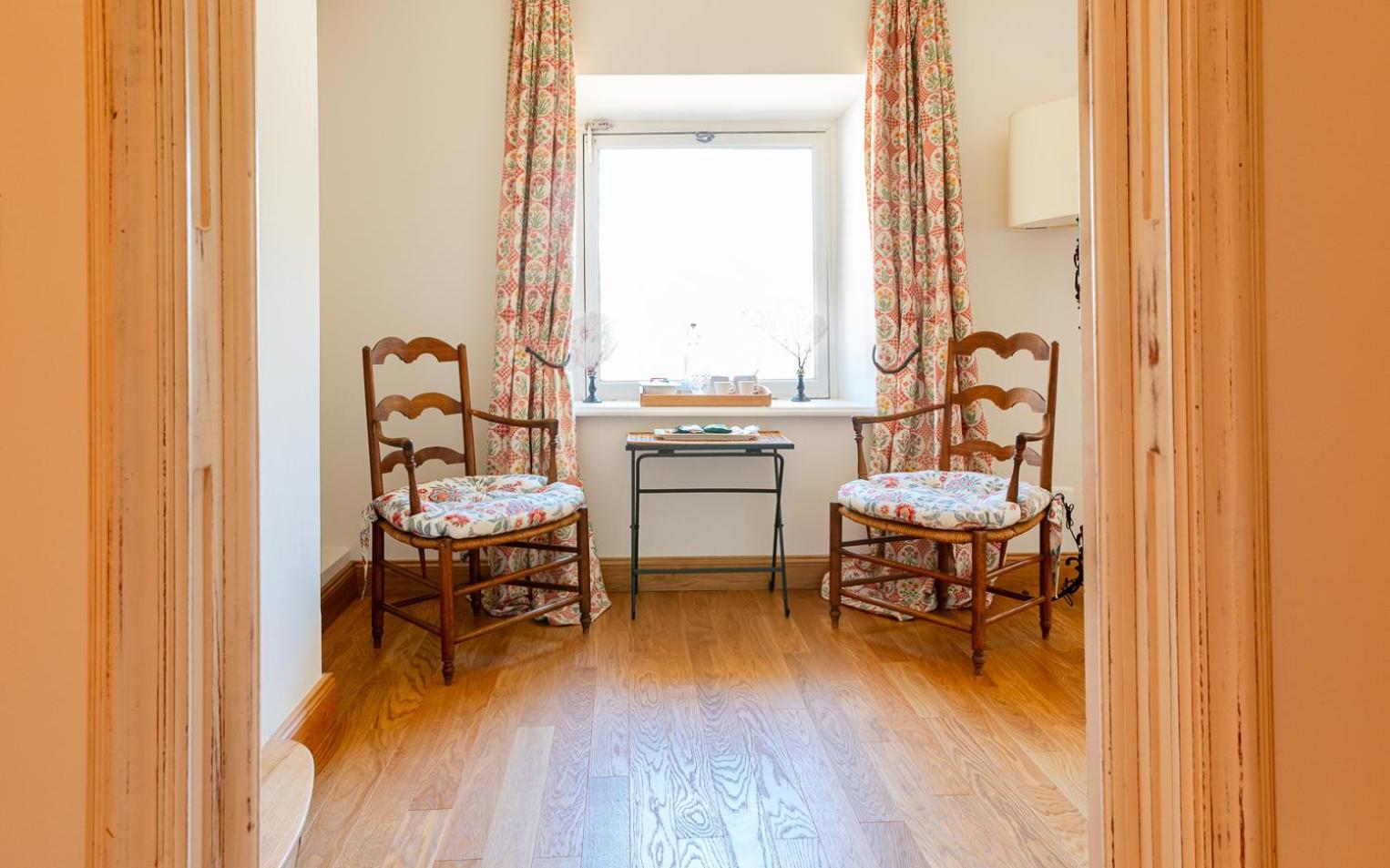 Chateau Talaud Loriol-du-Comtat Room photo